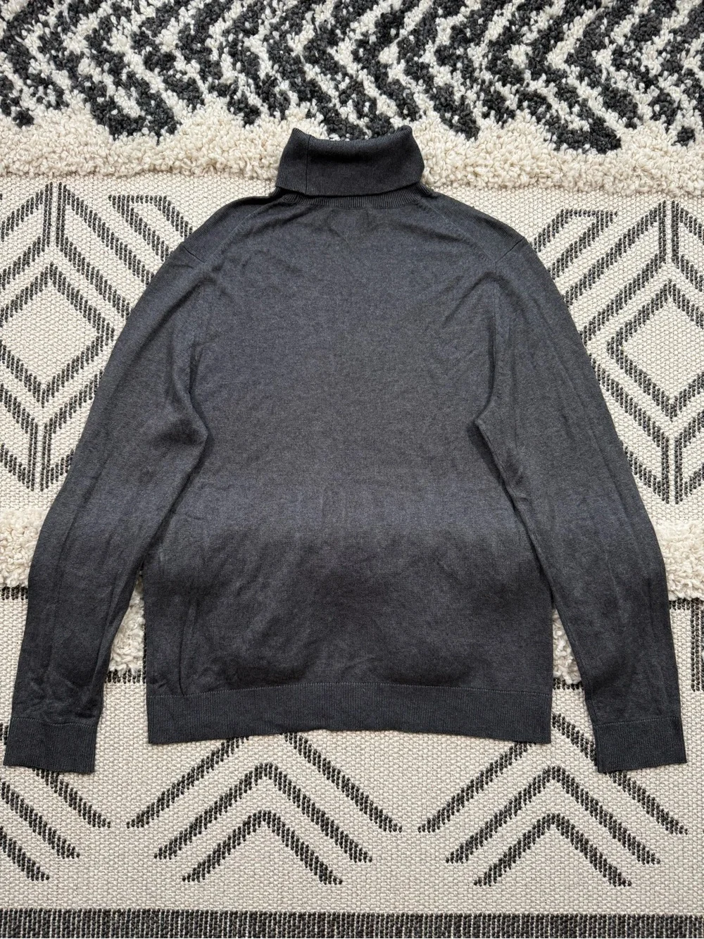 Men’s Banana Republic Gray Silk Cashmere Turtleneck Sweater Size L